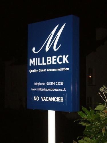 ウィンダミア ミルベック Bed & Breakfast エクステリア 写真